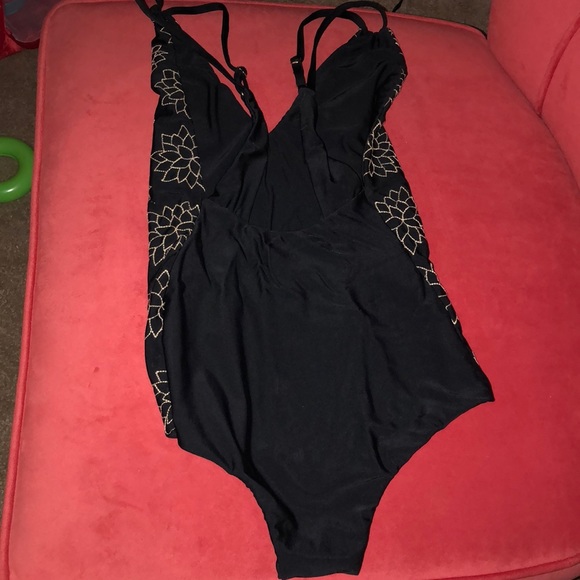 EUC Tori Praver size xs one piece black - Picture 2 of 3
